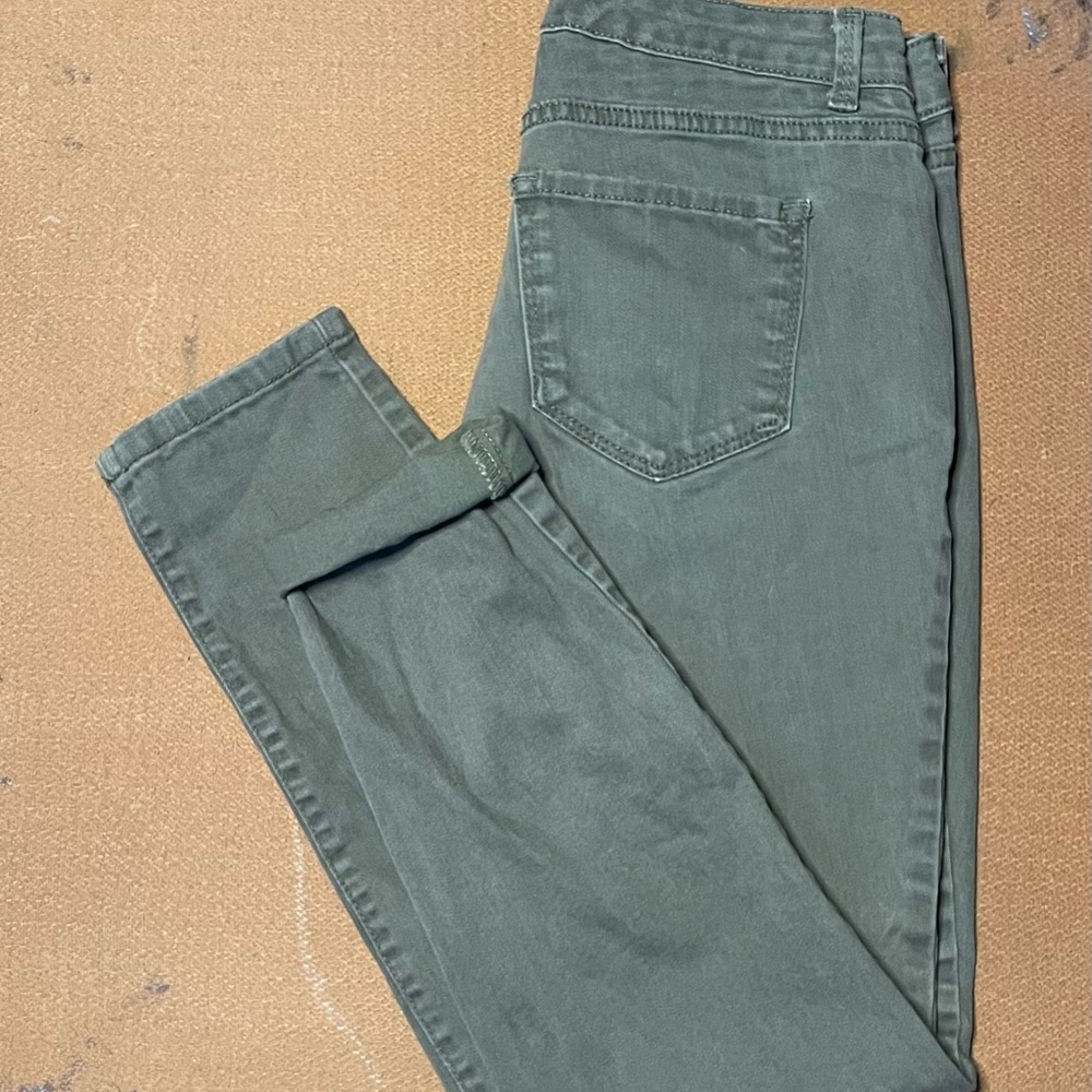 GREEN NINE WEST SKINNY JEANS